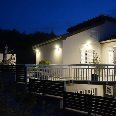 Adrian2 Appartement *