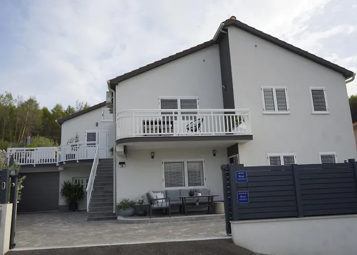 Adrian2 Appartement *